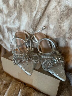 Crystal-Embellished Pointed-Toe Heels in White
